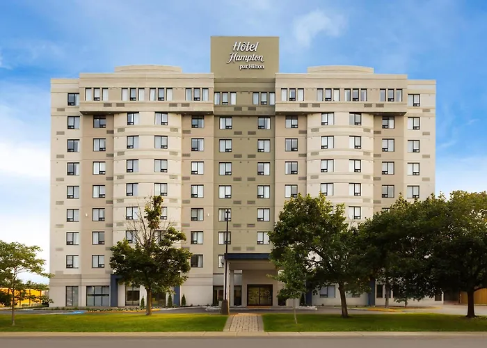 Hampton Inn By Hilton Montreal East Anjou